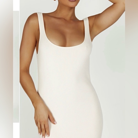 Meshki Off-White Scoop Neck Ribbed Maxi Dress - Picture 2 of 16